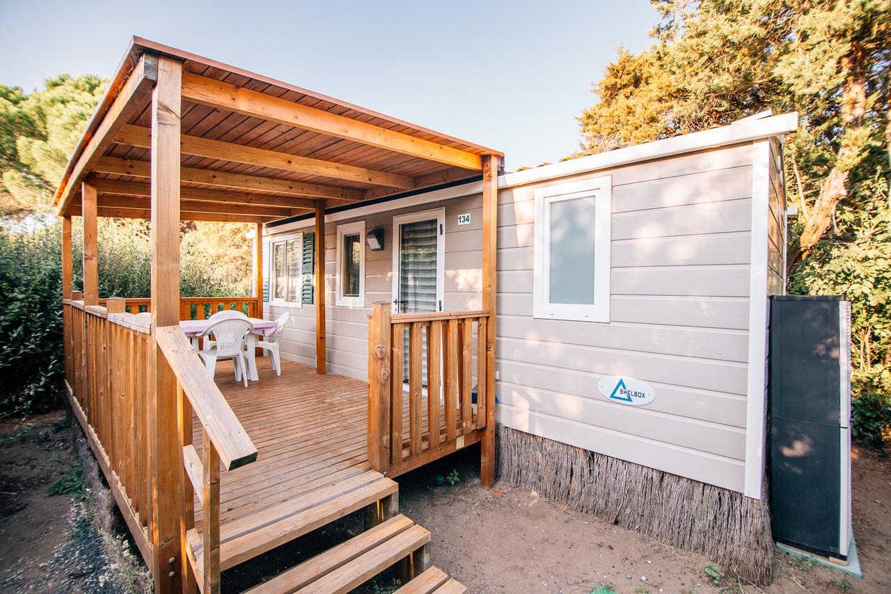 Camping Casa Di Caccia 마리나디비보나 외부 사진