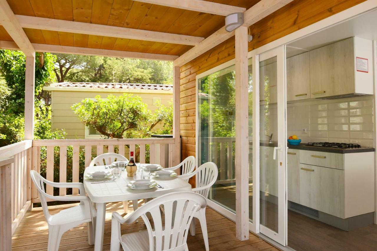 Camping Casa Di Caccia 마리나디비보나 외부 사진
